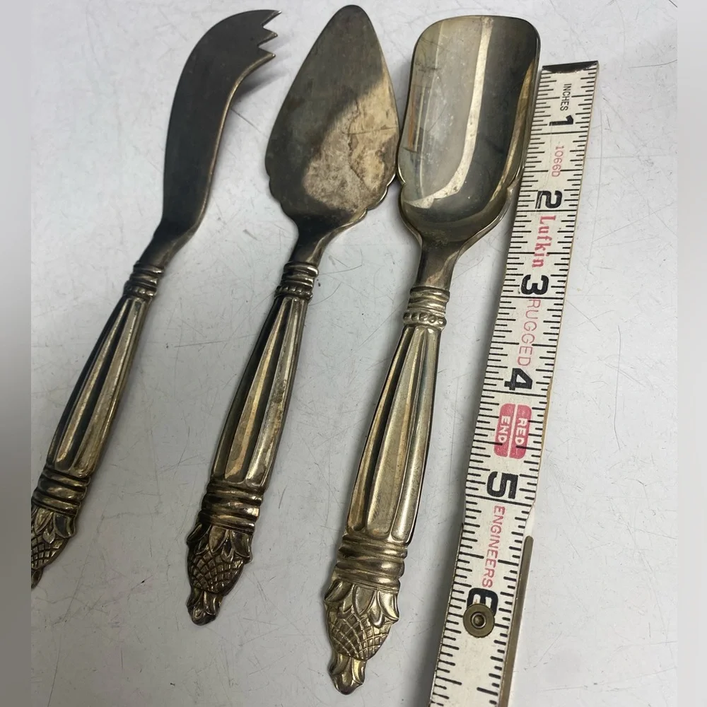Godinger Silver Plate Set of Three Cheese Servers Knife spreaders